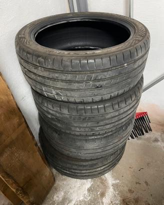 225/45/20