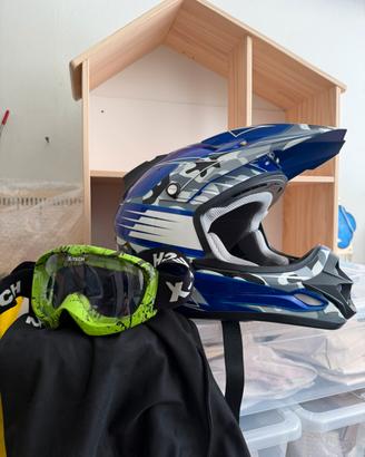 Casco motocross taglia S(56cm) in ottime condizion