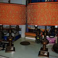 Coppia di lumi da tavolo in ottone