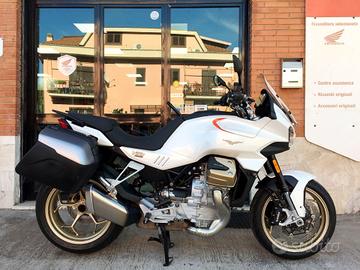 Moto Guzzi V100 Mandello 2023 - FINANZIAMENTI