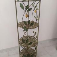 Mobiletto in ferro battuto