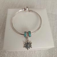 BRACCIALE RIGIDO PANDORA CON CHARM 
