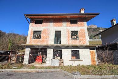 Casa indipendente - Lusevera