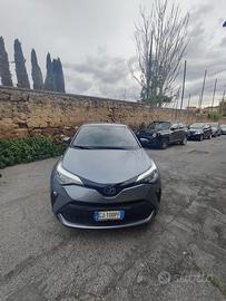 Toyota C-HR 1.8 Hybrid Trend