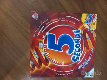 Giochi da tavolo:5 secondi-battaglia navale-scrabl
