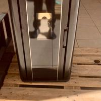 Stufa a pellet Unical colore nero nuova mai usata