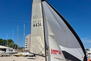 Deriva skiff laser 4000