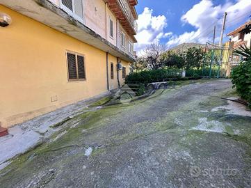3 LOCALI A PALERMO