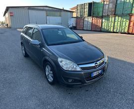 Opel Astra 1.7 CDTI 110CV Station Wagon Cosmo