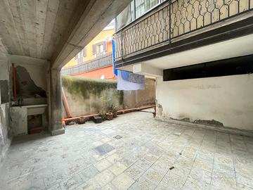 Bilocale con Cortile Privato-Zona Barriera