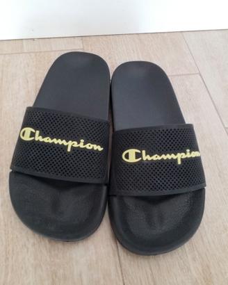 Ciabatte Champion n. 32