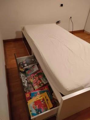 Letto singolo ikea con 2 cassettoni