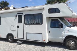 Camper americano mansardato 9 metri - fulltimer