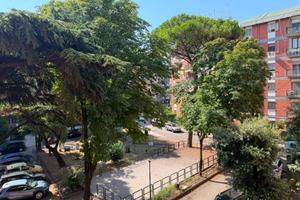 Appartamento di 90 m² con 3 locali a Napoli