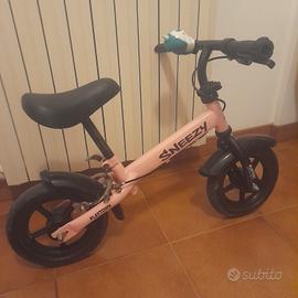 bicicletta senza pedali