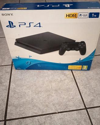 play station 4 con 7 giochi 2 joypad 1 tb 