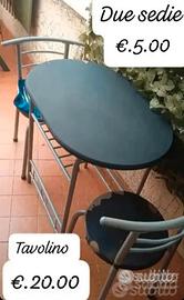 Tavolino con due sedie -  pratico per esterno