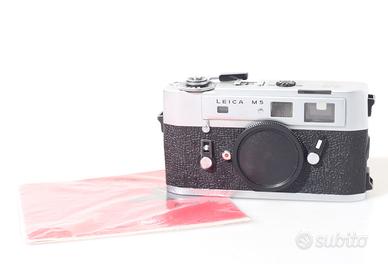 FOTOCAMERA ANALOGICA 35 MM LEICA M5. SOLO CORPO.