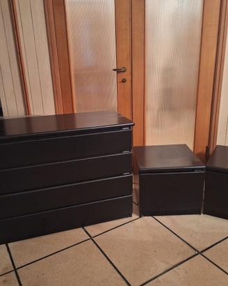 CASSETTIERA E COMODINI