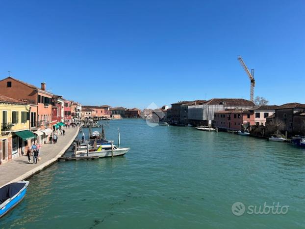 3 LOCALI A VENEZIA