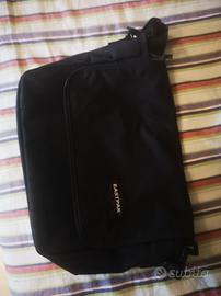 borsa tracolla Eastpack 