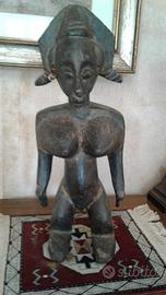 statua africana in legno
