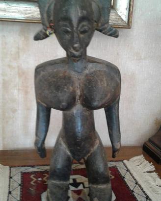 statua africana in legno