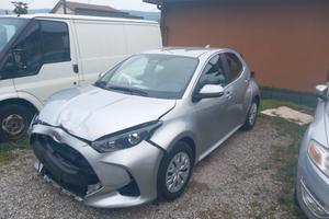 Toyota Yaris 1.5 Hybrid 5 porte Active