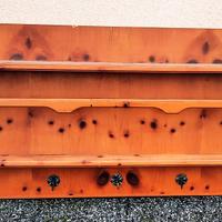 Piattaia in pino da appendere degli anni '70