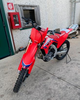 HONDA CRF 250 R 2024