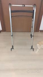 Girello deambulatore