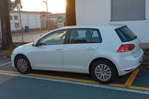 Golf 1600 TDI 90 CV neopatentati