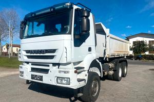 Autocarro Iveco Trakker RIBALTABILE TRILATERALE 6x