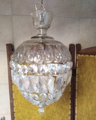 Lampadario d'epoca tutto in cristallo