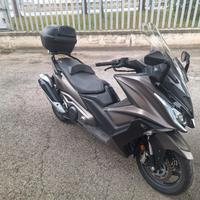 Kymco Ak550 super touring