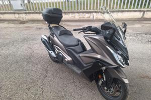 Kymco Ak550 super touring