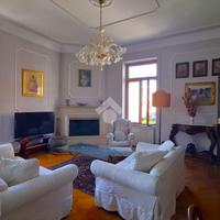 VILLA SINGOLA A PORTICI