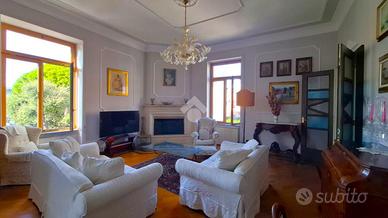 VILLA SINGOLA A PORTICI