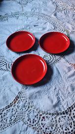 set tre piattini in ceramica rossi ann i'70