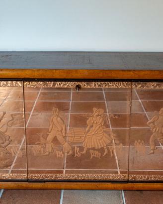 Credenza per liquori con vano bar a ribalta