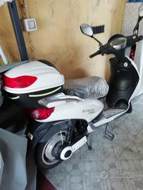 Piaggio z tech