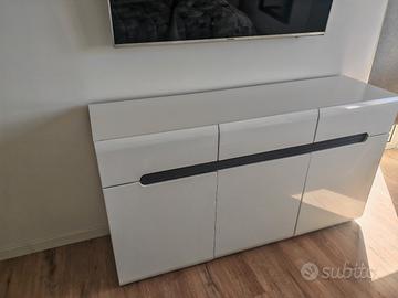 cassettiera e comodini moderni 