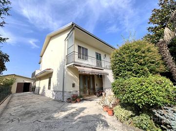 VILLA SINGOLA A CASALOLDO