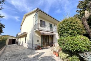 VILLA SINGOLA A CASALOLDO