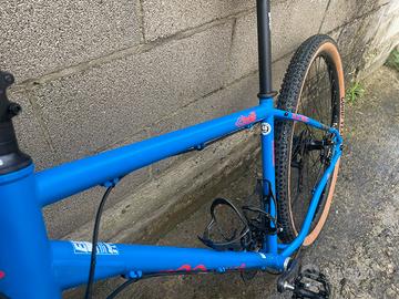 Hobootleg Geo taglia 46 anno 2022