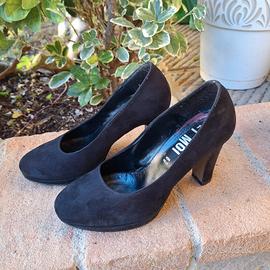 Scarpe donna nero scamosciato in pelle 37