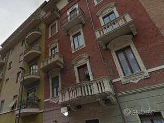 Elegante bilocale in palazzo d'epoca CROCETTA