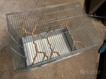 Gabbia per vari tipi di uccelli