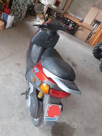 piaggio zip 50