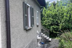 Casa indipendente con giardino